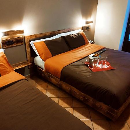 Hotel Altopiano Delle Rocche Rocca di Mezzo Bagian luar foto